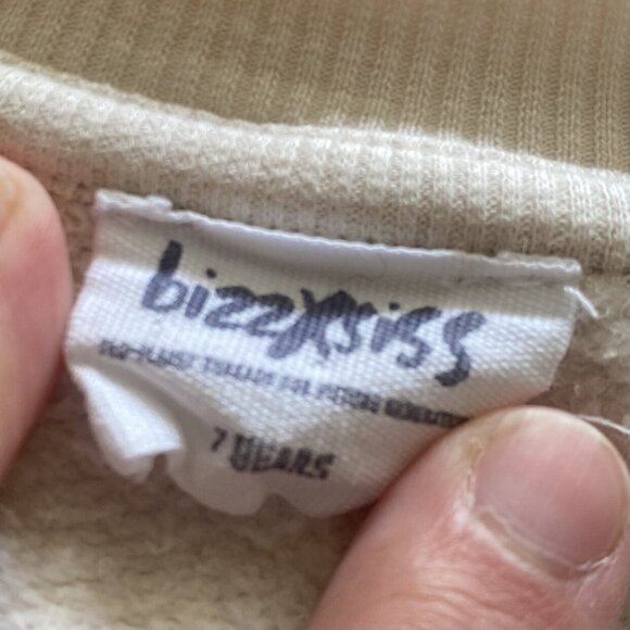 Bizz X Siss Lightning Bolt Sweatshirt - Picture 4 of 4